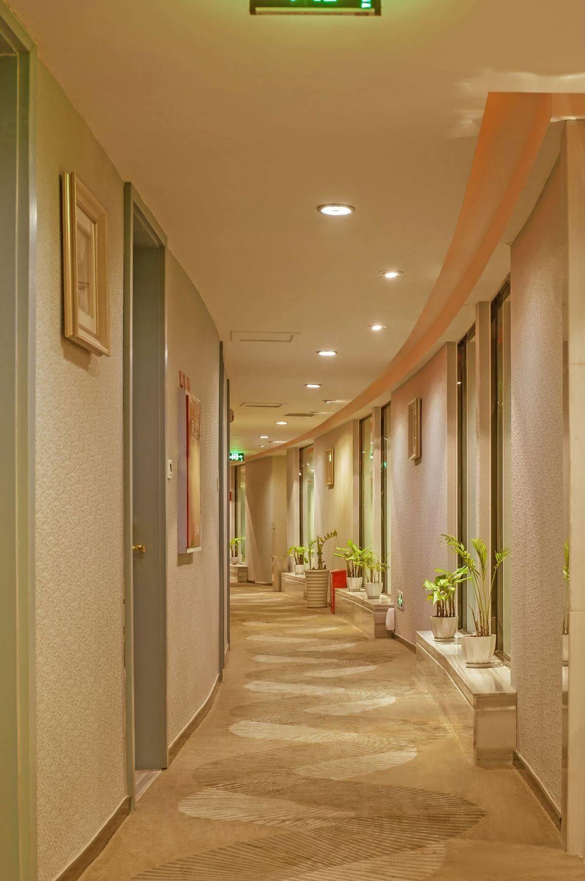 Chengdu Xuanya Yingyue Hotel Exterior photo